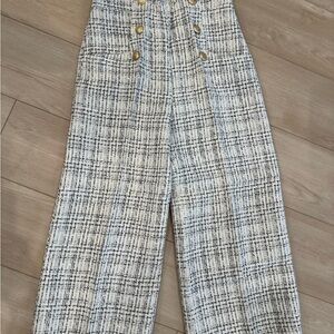 Zara Black and White Checkered Capris